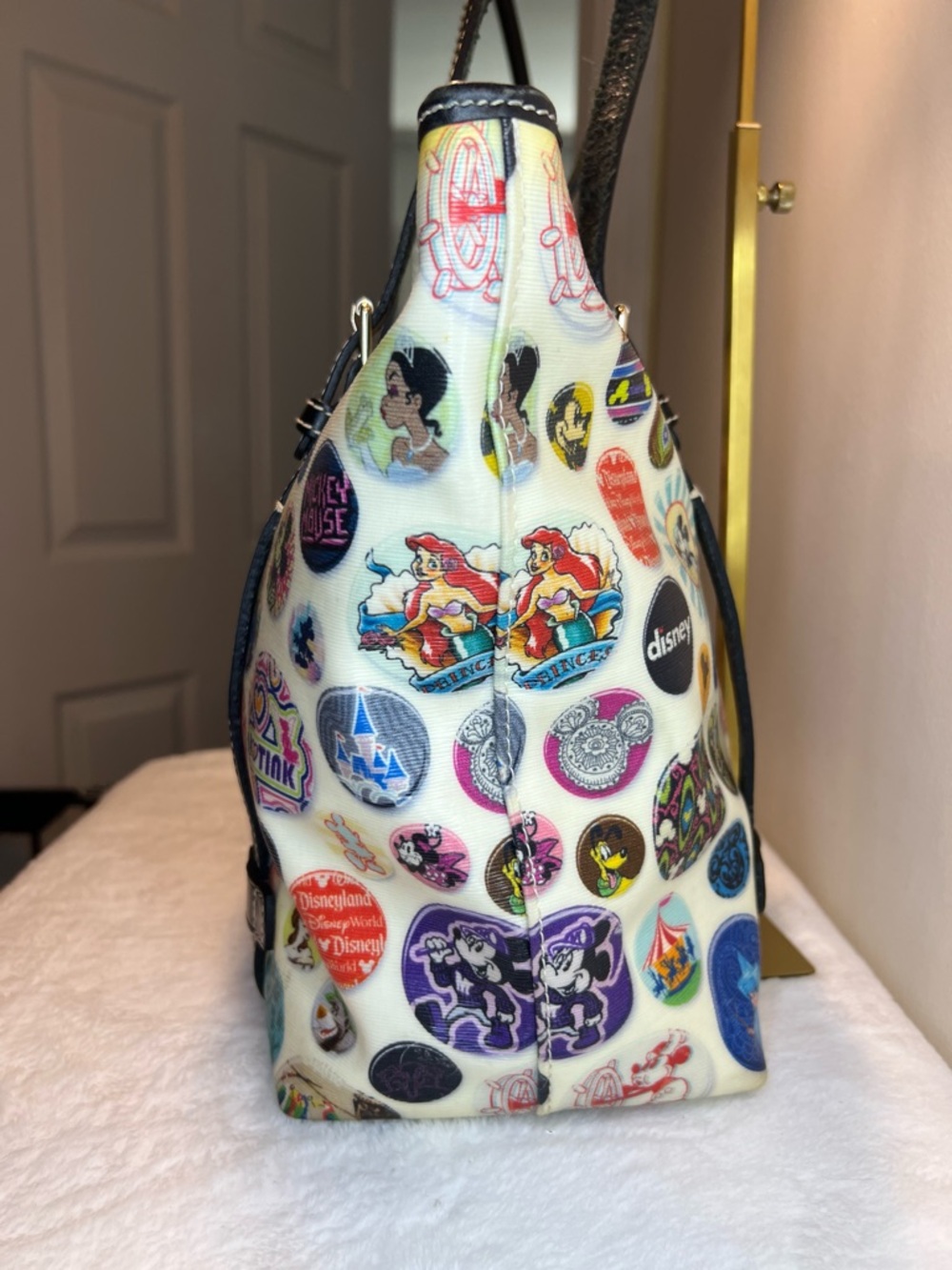 Dooney & Bourke White Disney Button-Print Tote with Black Trim EUC - Picture 5 of 14